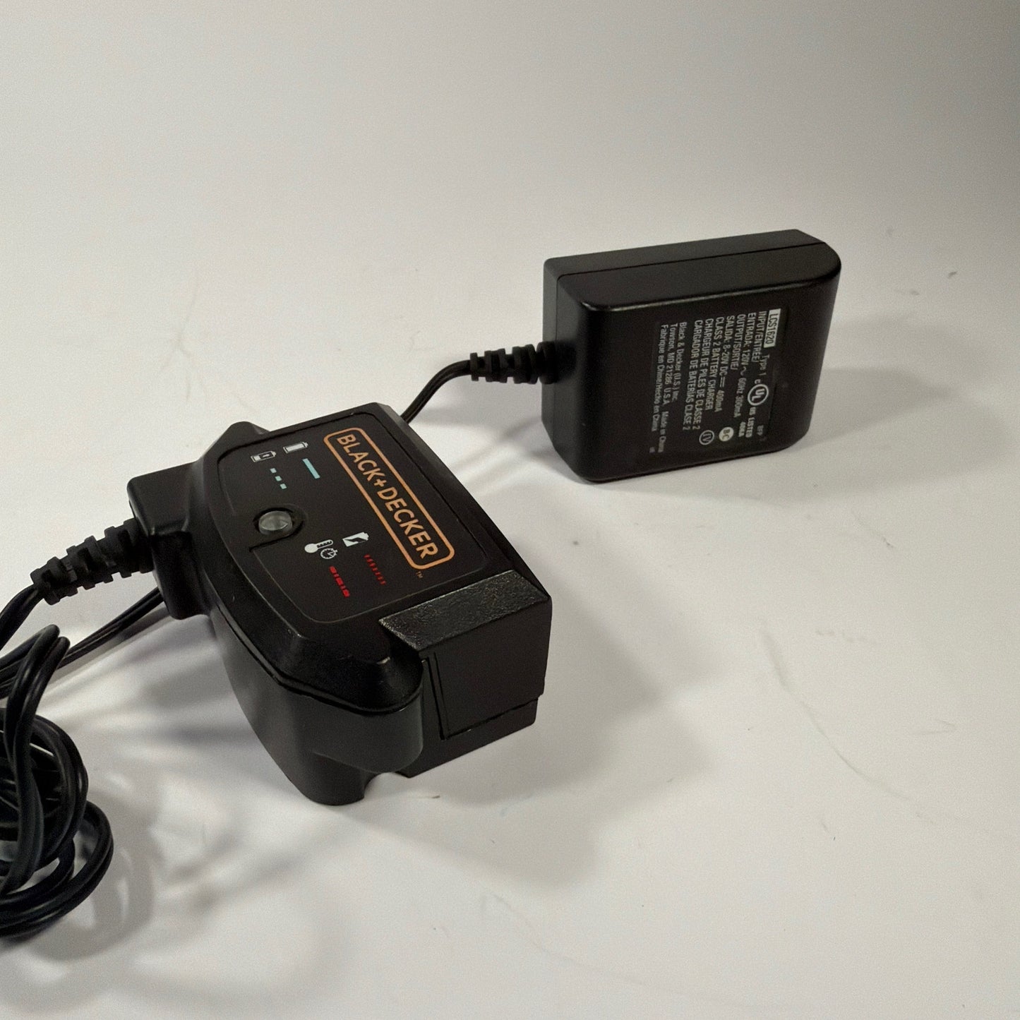 BLACK+DECKER Charger Base Charging Dock & AC Adapter S003BEU0800015 Tested