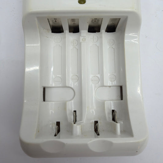 Panasonic BQ-CC05 AA/AAA NiMH Battery Charger 4-Slot White Tested Working