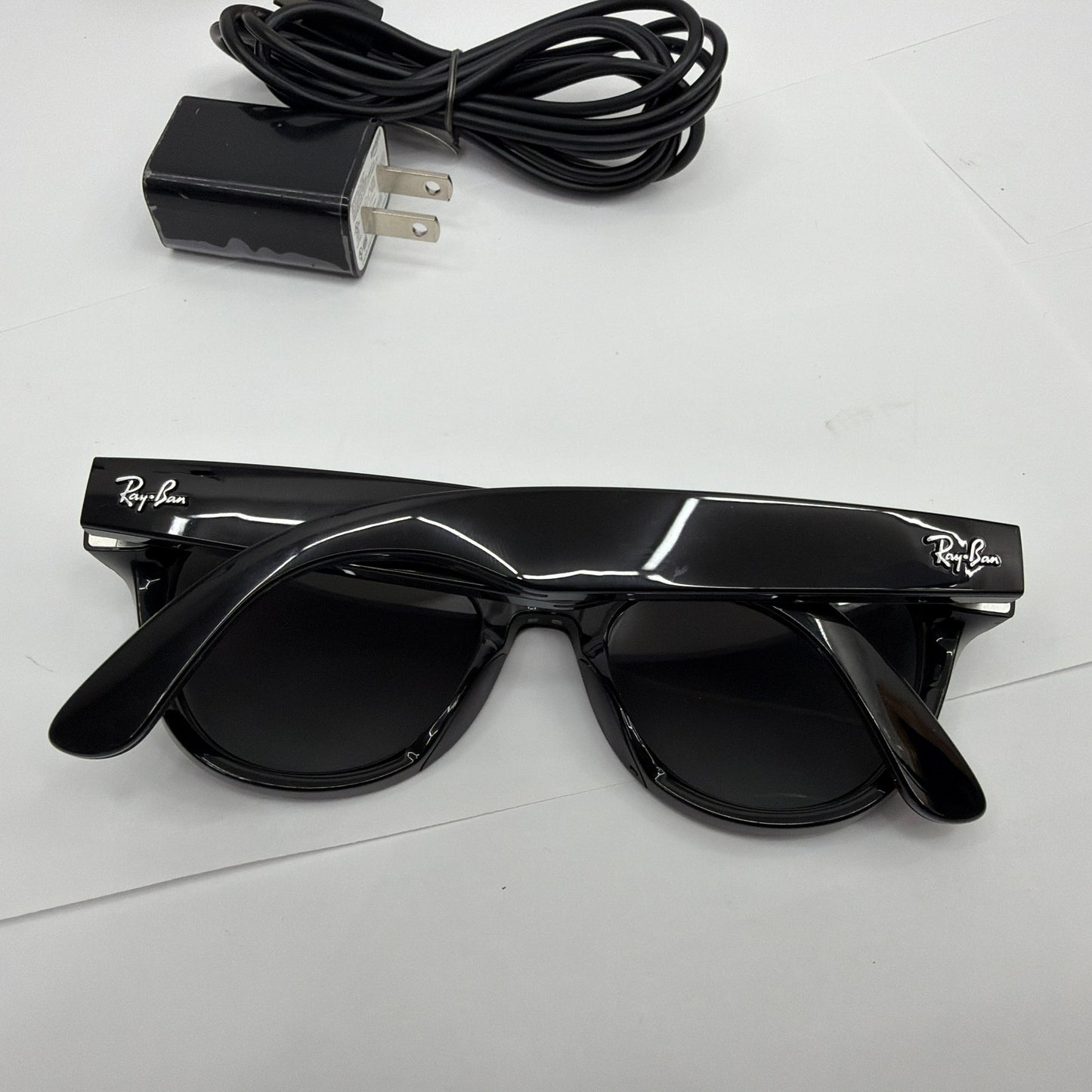 Ray-Ban Meta Skyler Gen 2 Smart Glasses Black Polarized RW4014 with Case