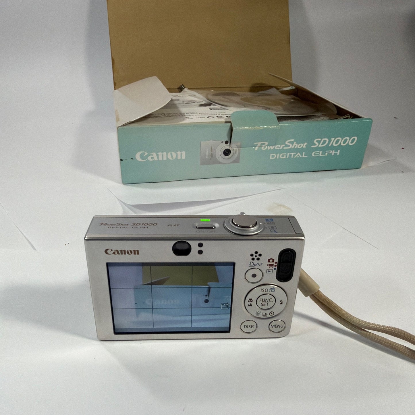 Canon PowerShot SD1000 Digital ELPH 7.1MP Silver Camera Tested Working