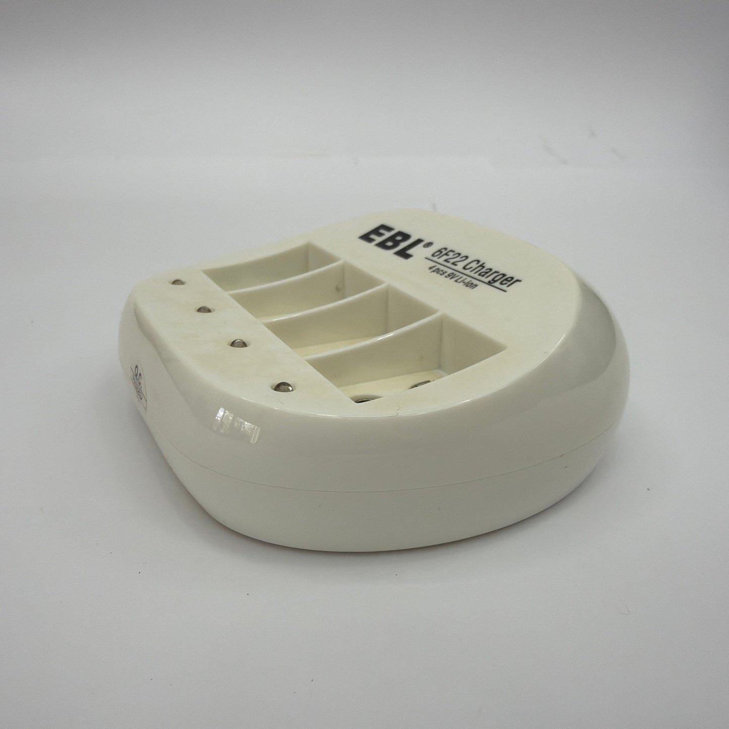 EBL 6F22 4-Slot 9V Li-ion Battery Charger