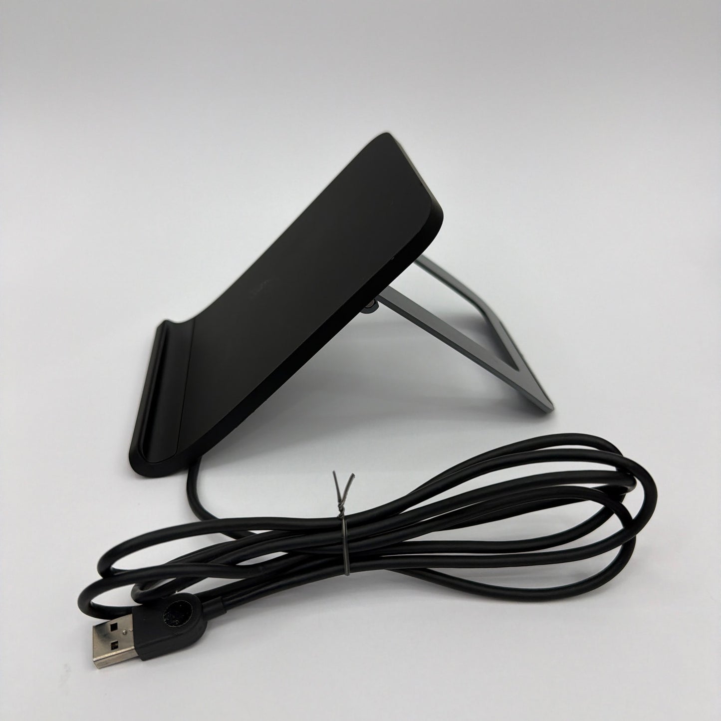 HP Touchstone Wireless Charging Dock Stand for HP TouchPad Tablet TSPH01