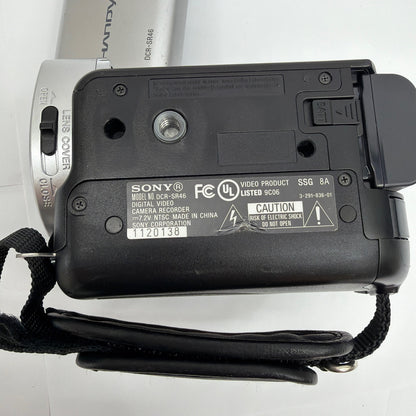 Sony Handycam DCR-SR46 Hybrid HDD Camcorder 40x Carl Zeiss Tested w/ Charger