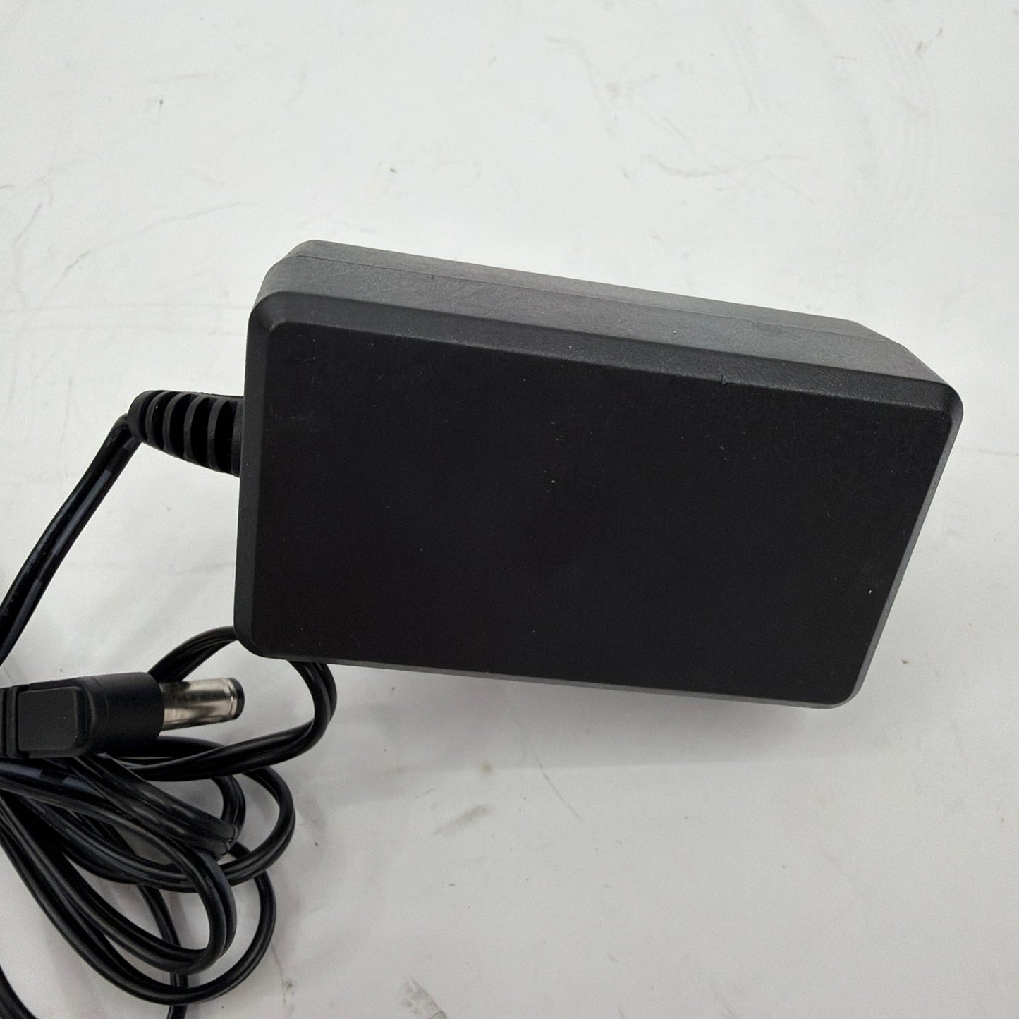 simplehuman Switching Power Adapter GQ12-090120-AU 9V 1.2A Tested Working