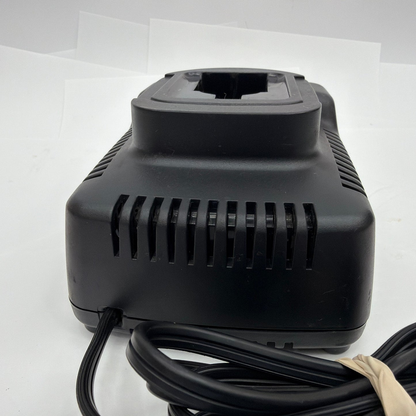 DeWalt DW9116 7.2V-18V 1 Hour Battery Charger Tested Working