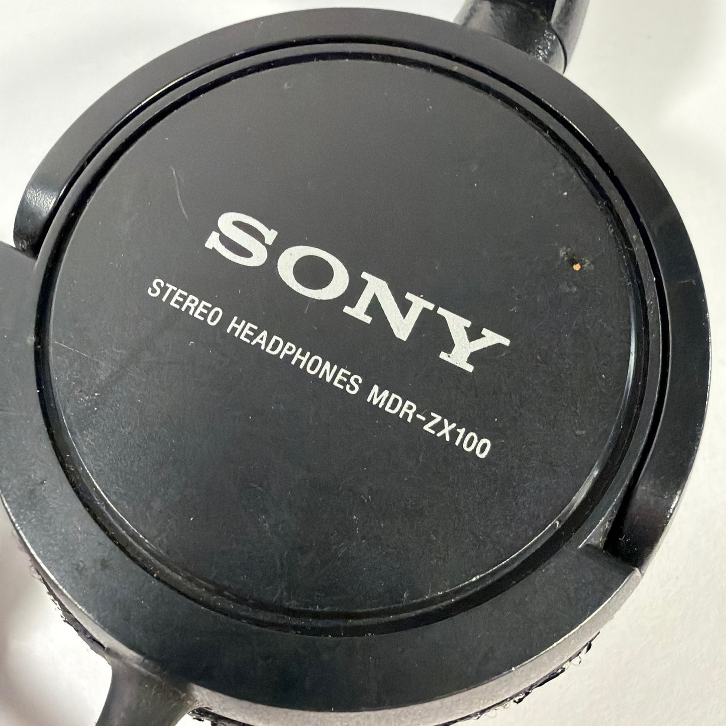 Sony MDR-ZX100 Wired Stereo On-Ear Headphones Black Tested Working