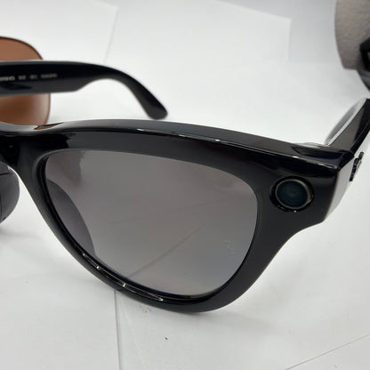 Ray-Ban Meta Skyler Gen 2 Smart Glasses Black Polarized RW4014 with Case