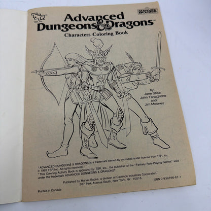 1983 Advanced Dungeons & Dragons Characters Coloring Book TSR Marvel ISBN 0-9397