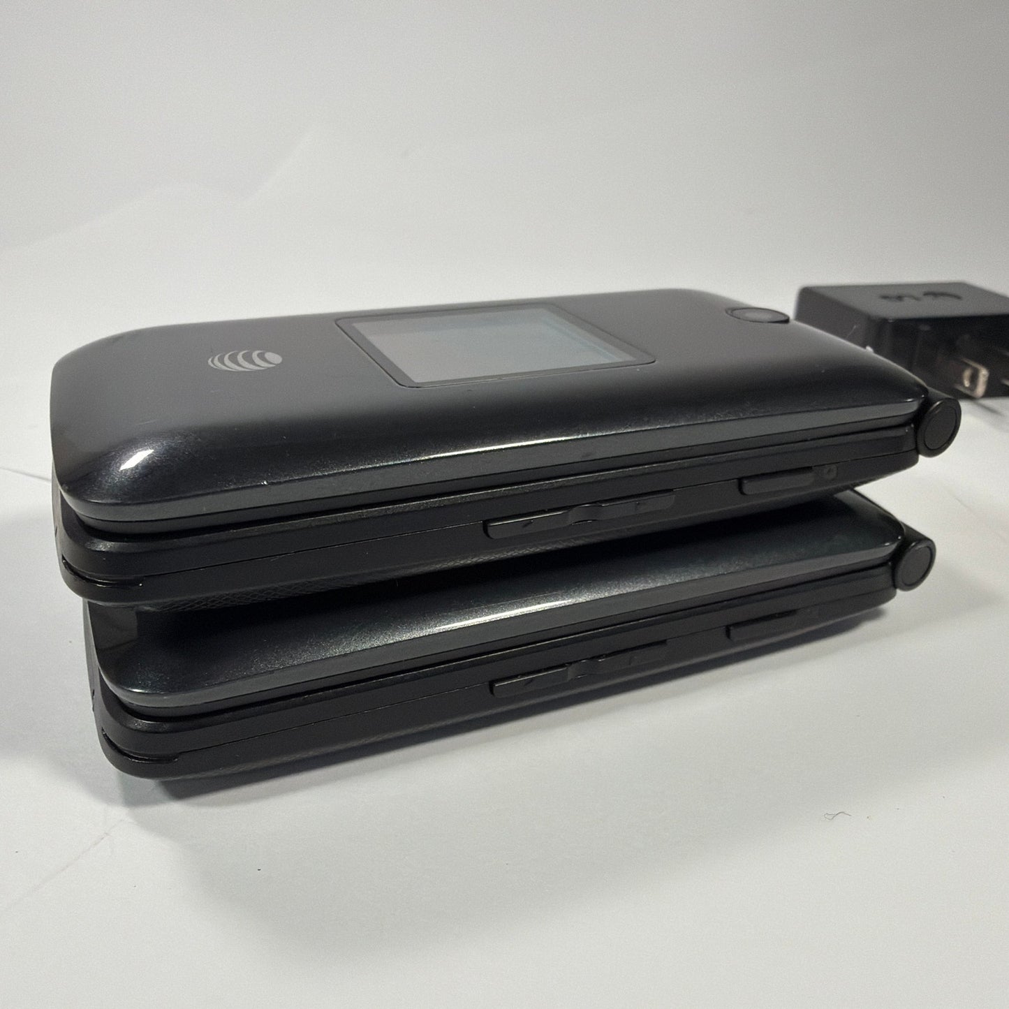 Alcatel Cingular Flip 2 4044O AT&T Flip Phones Lot of 2 With Chargers