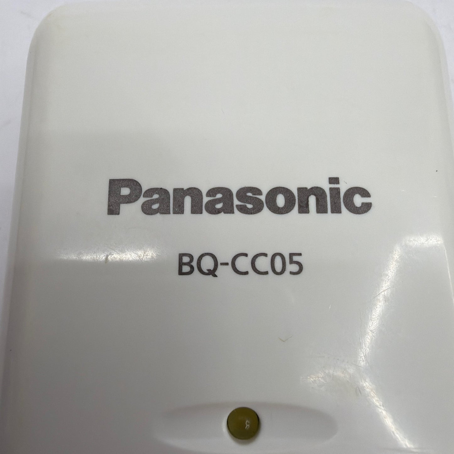 Panasonic BQ-CC05 AA/AAA NiMH Battery Charger 4-Slot White Tested Working