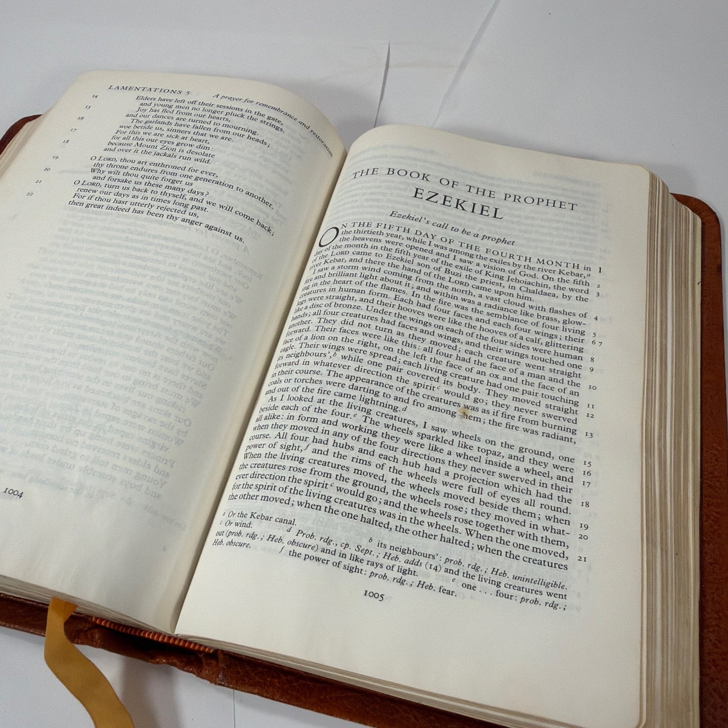 1971 Cambridge University Press The New English Bible Brown Leatherbound