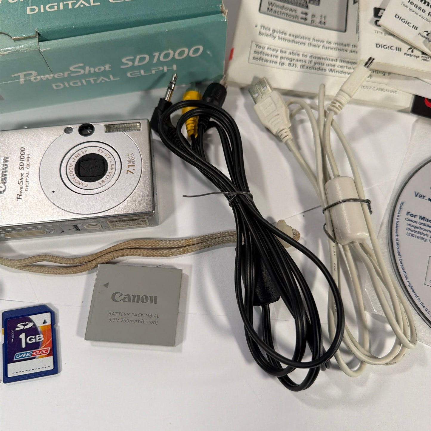 Canon PowerShot SD1000 Digital ELPH 7.1MP Silver Camera Tested Working