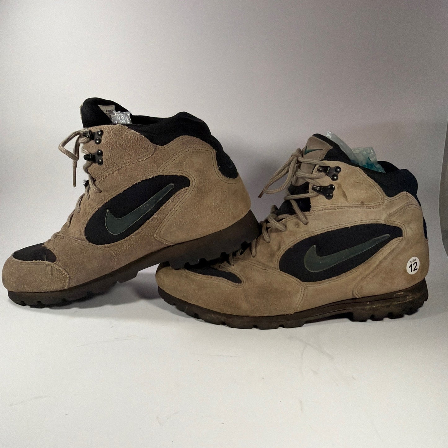 Vintage Nike 685116-031 Suede Trail Hiking Boots Men’s 12 Brown/Black