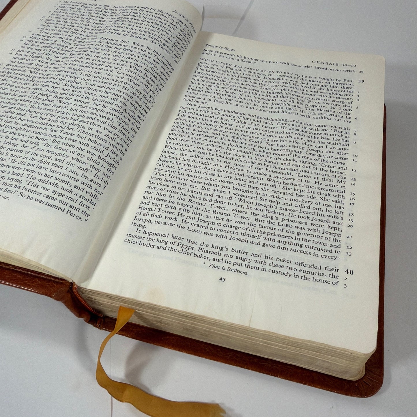 1971 Cambridge University Press The New English Bible Brown Leatherbound