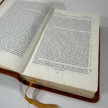 1971 Cambridge University Press The New English Bible Brown Leatherbound