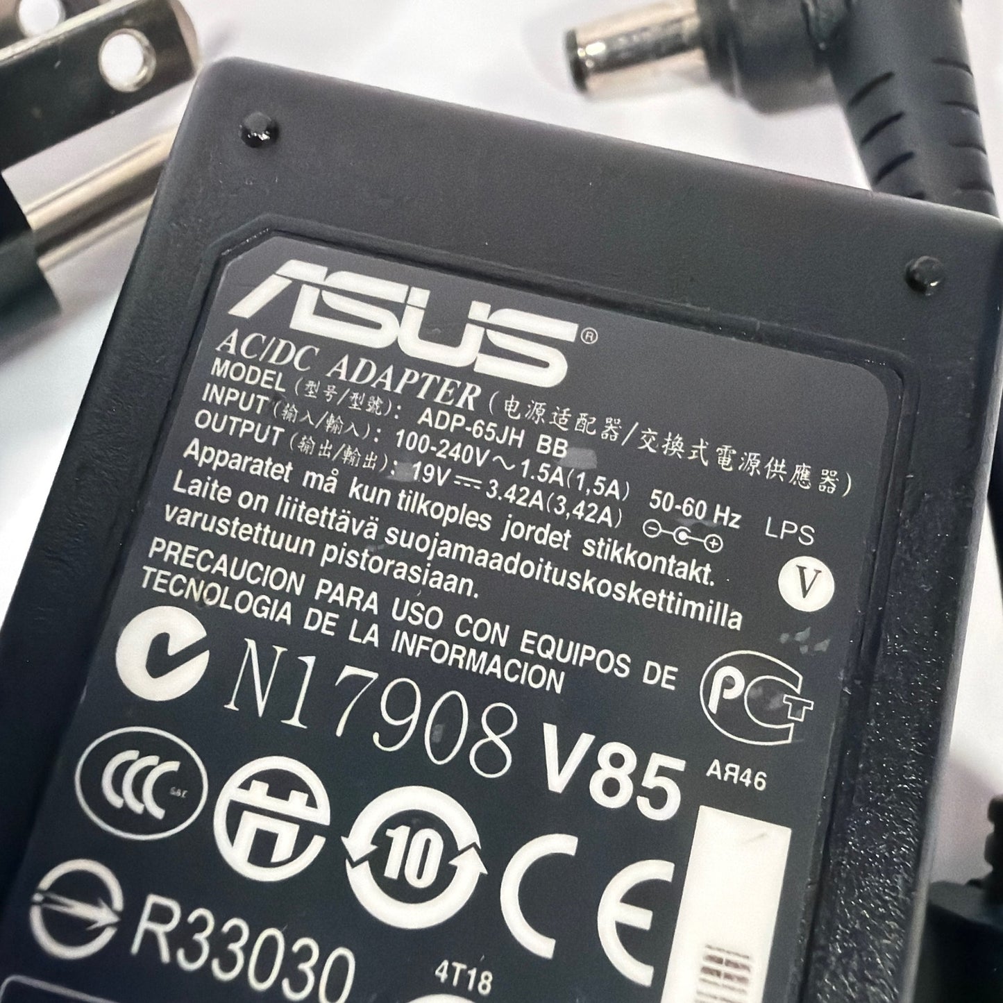 ASUS ADP-65JH BB 65W 19V 3.42A AC Adapter Charger with Power Cord