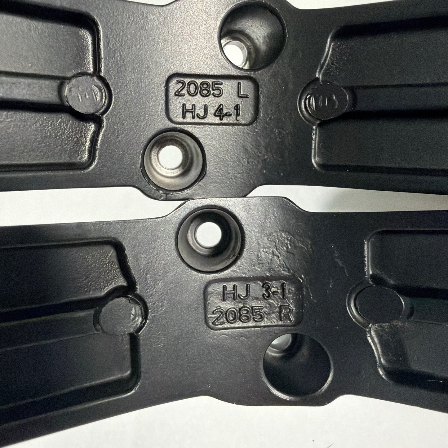 Toshiba Fire TV 43C350LU Stand Legs 2085L/2085R w/ M4x16mm Screws