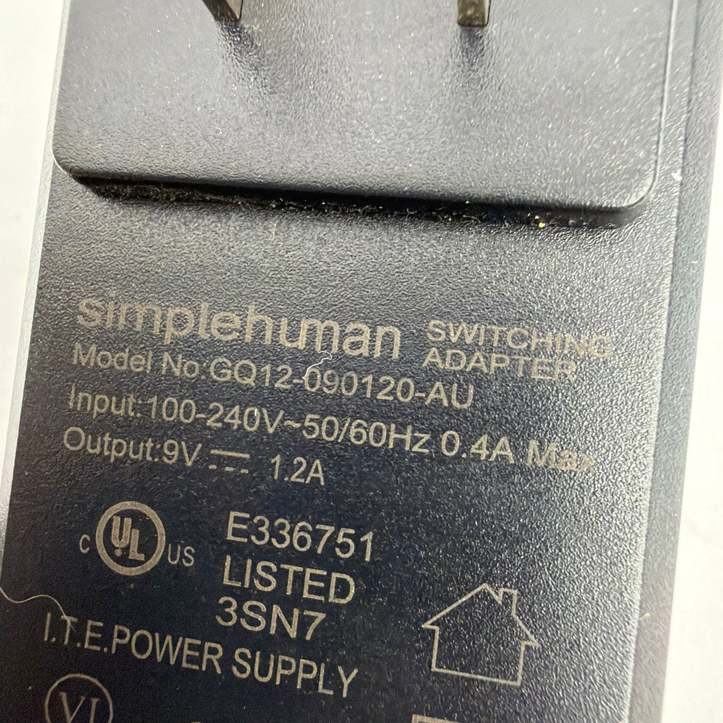 simplehuman Switching Power Adapter GQ12-090120-AU 9V 1.2A Tested Working