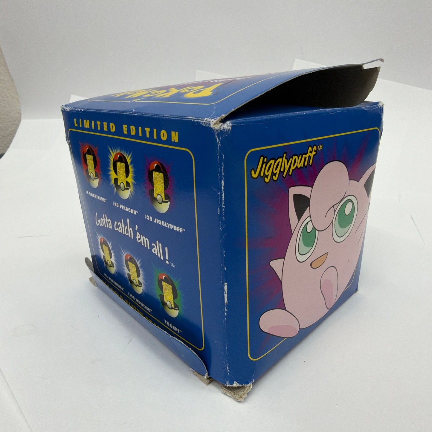 1999 Pokémon Burger King Jigglypuff 23K Gold Plated Card Poké Ball Box