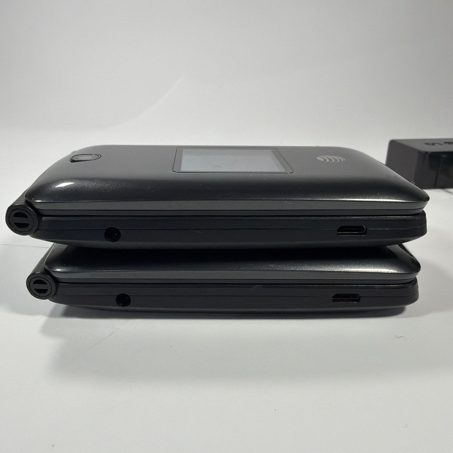 Alcatel Cingular Flip 2 4044O AT&T Flip Phones Lot of 2 With Chargers