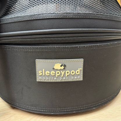 Sleepypod Mobile Pet Bed Round Pet Carrier with Shoulder Strap Black