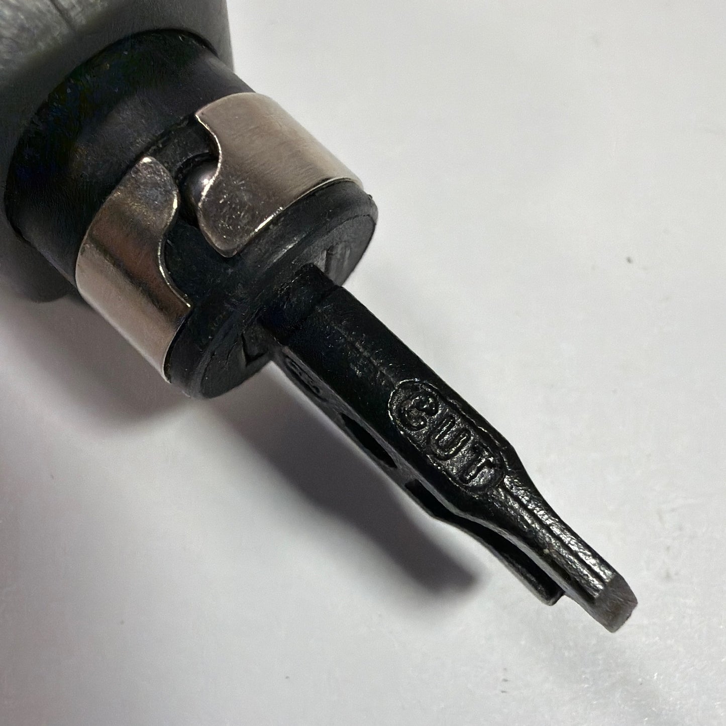 110/88 Network Punch Down Tool Gray Handle
