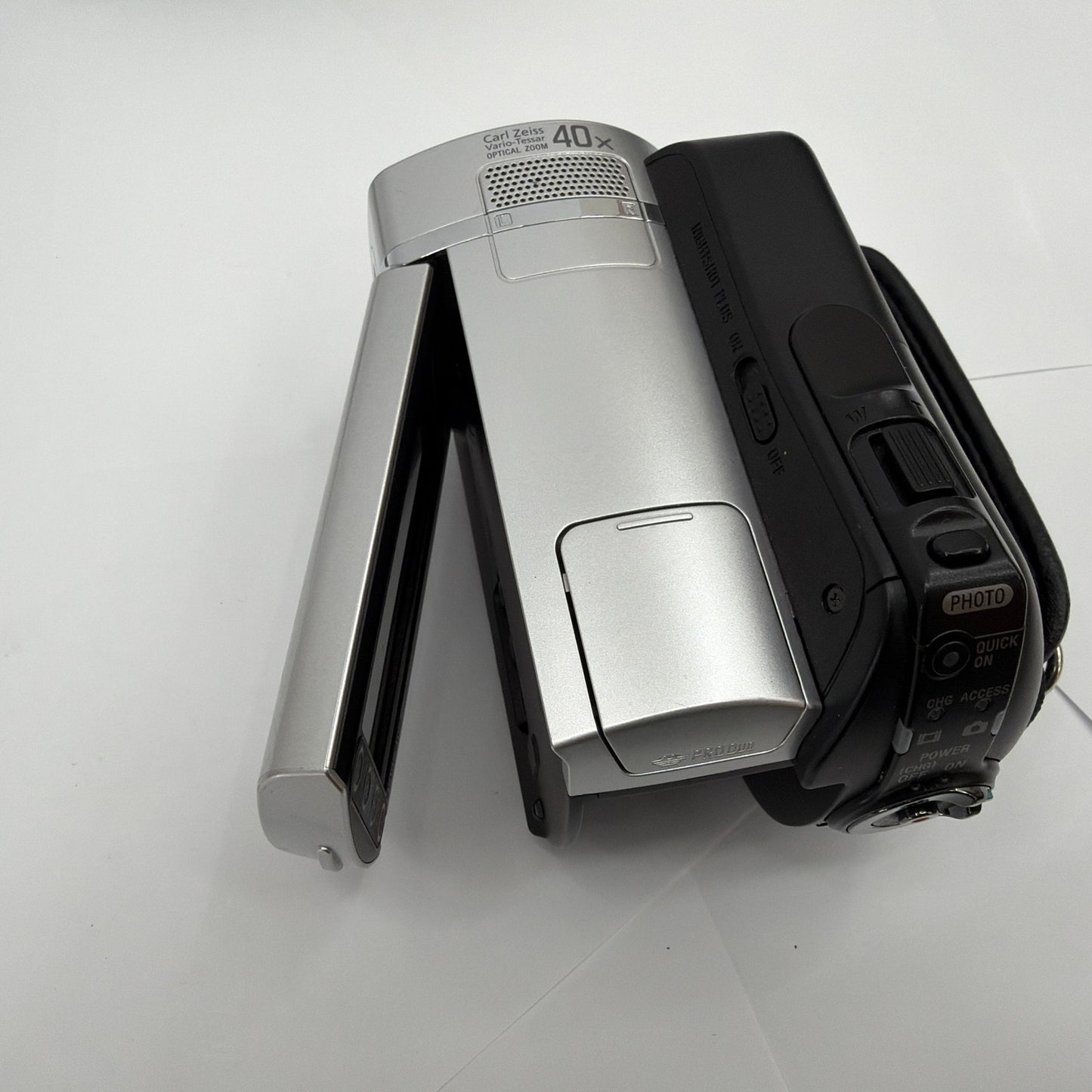 Sony Handycam DCR-SR46 Hybrid HDD Camcorder 40x Carl Zeiss Tested w/ Charger