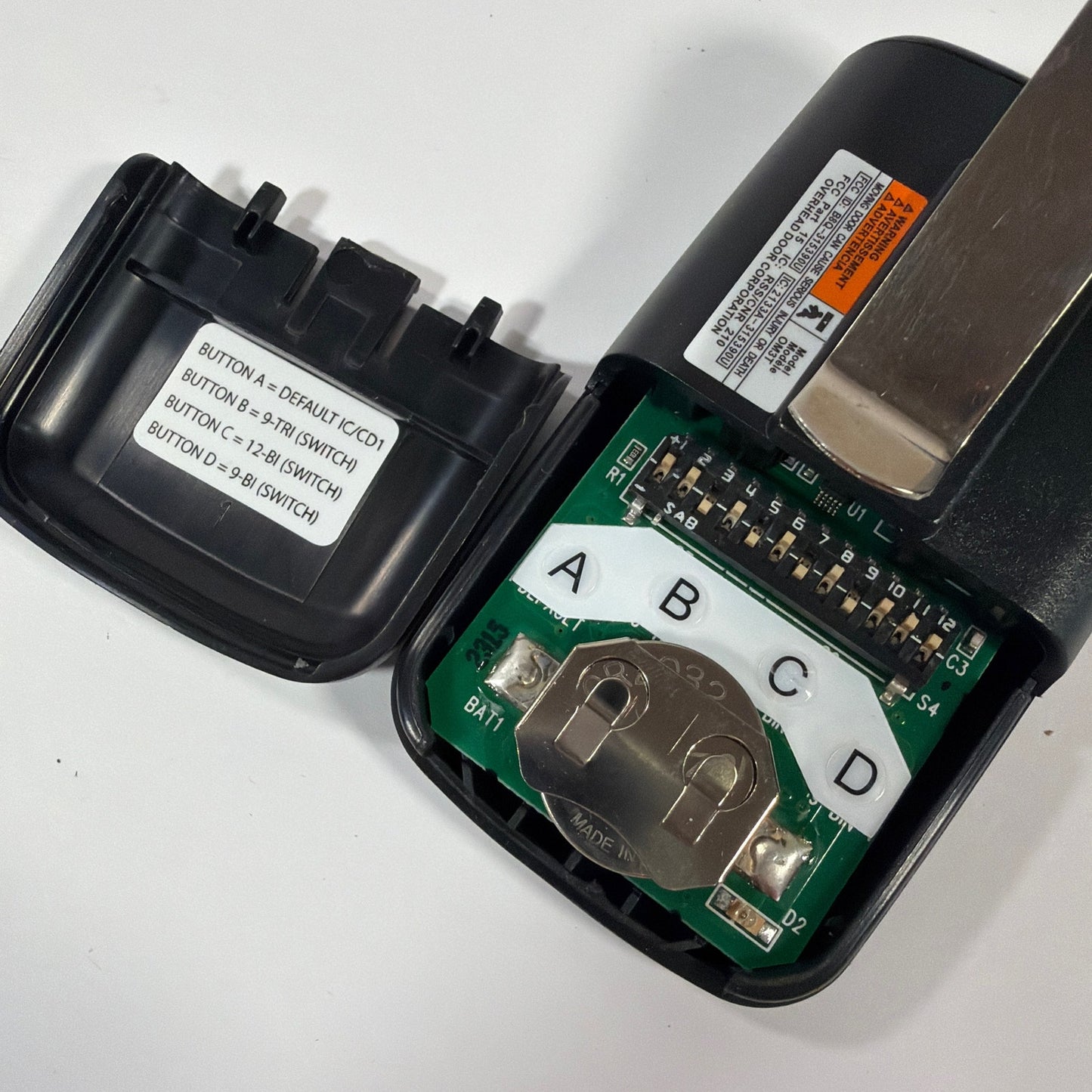 Overhead Door OM3T 3-Button Garage Door Opener Remote with Extra Battery