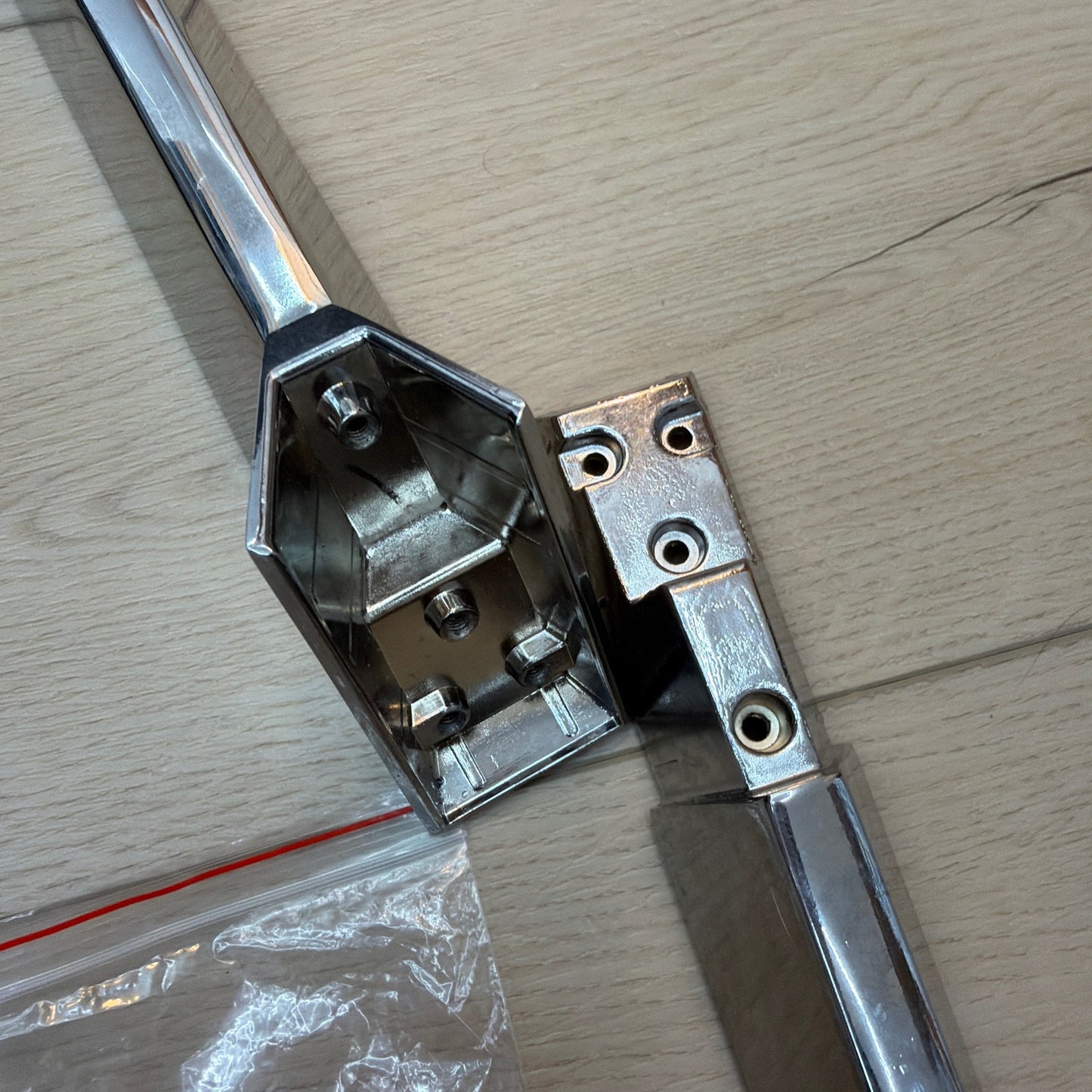 Samsung 65KS9000 TV Stand Base and Neck BN61-13309A BN61-13310A Silver