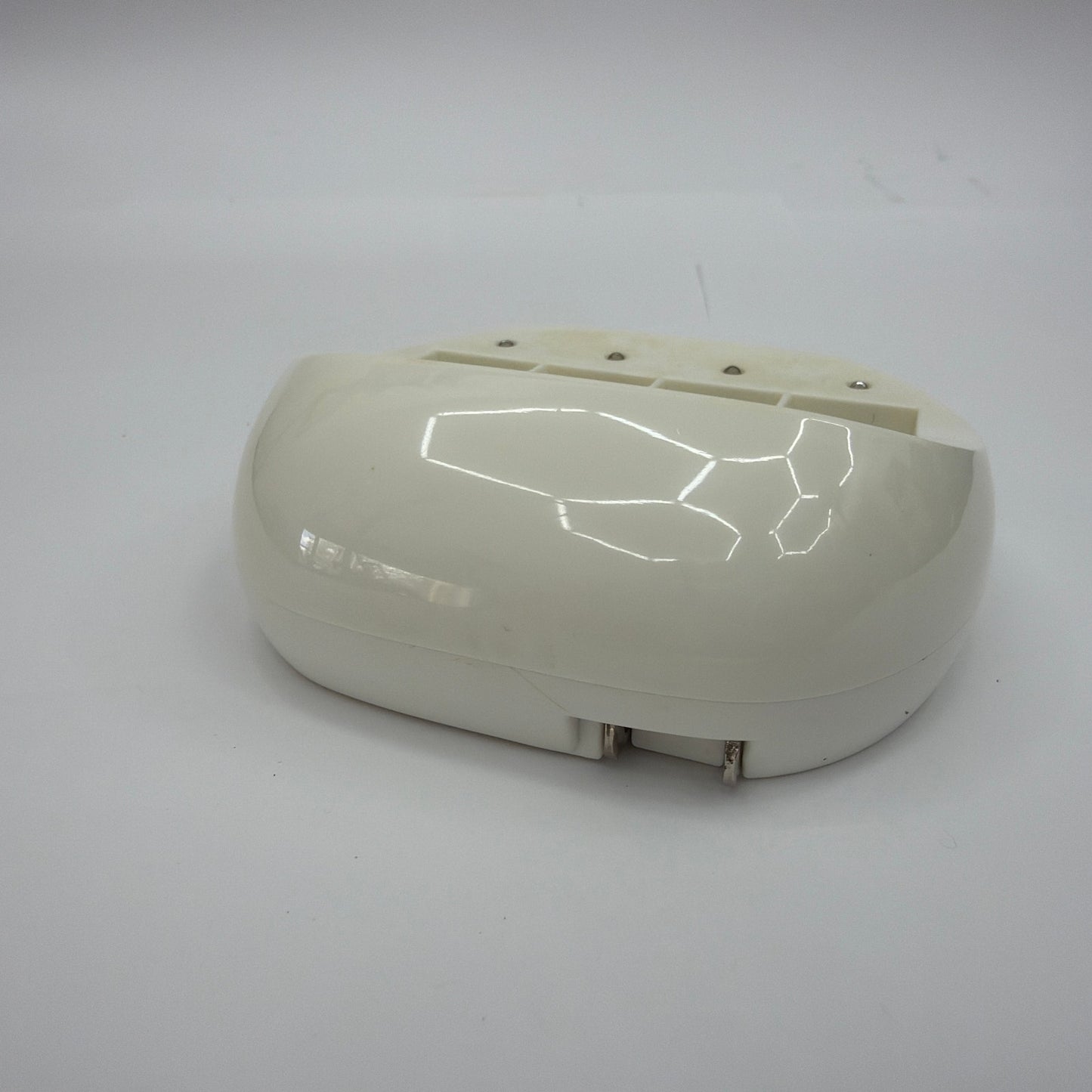 EBL 6F22 4-Slot 9V Li-ion Battery Charger