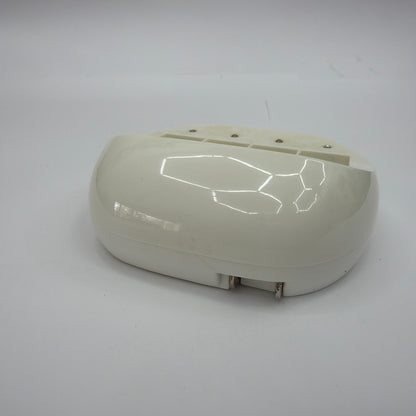 EBL 6F22 4-Slot 9V Li-ion Battery Charger