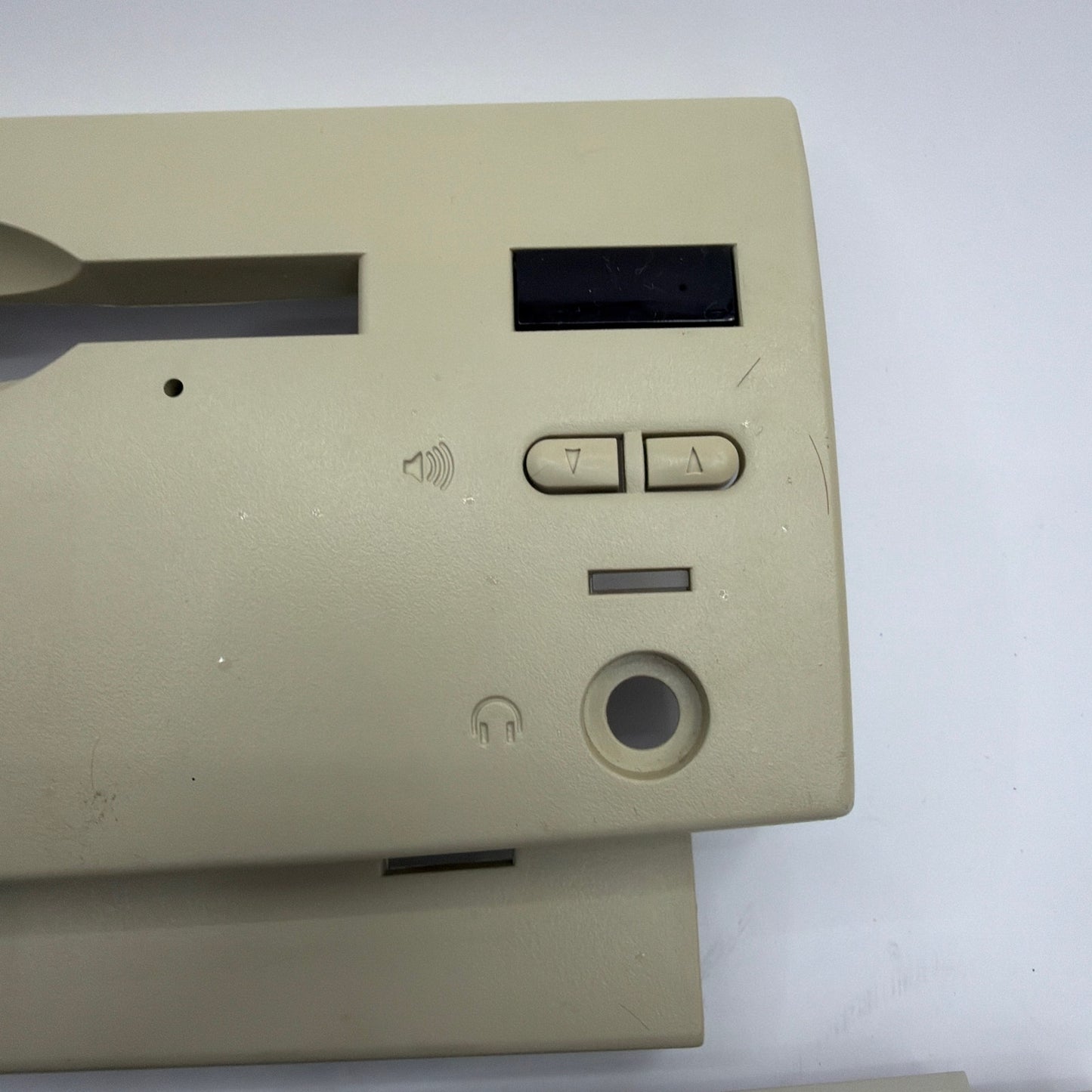 Apple Macintosh Performa 637CD Front Bezel and Vented Case Panels Beige